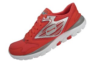 Skechers GOrun und Skechers GObionic fördern den natürlichen Laufstil - 