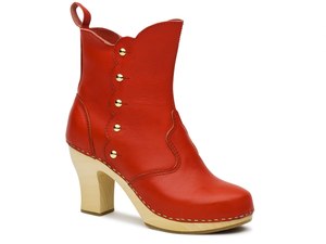 [title] - Swedish Hasbeens zählt zu den angesagtesten Schuhlabels - nicht nur in Schweden! Das Label hat den Clog nicht nur entstaubt, sondern zum absoluten It-Piece der Fashion-Welt befördert.